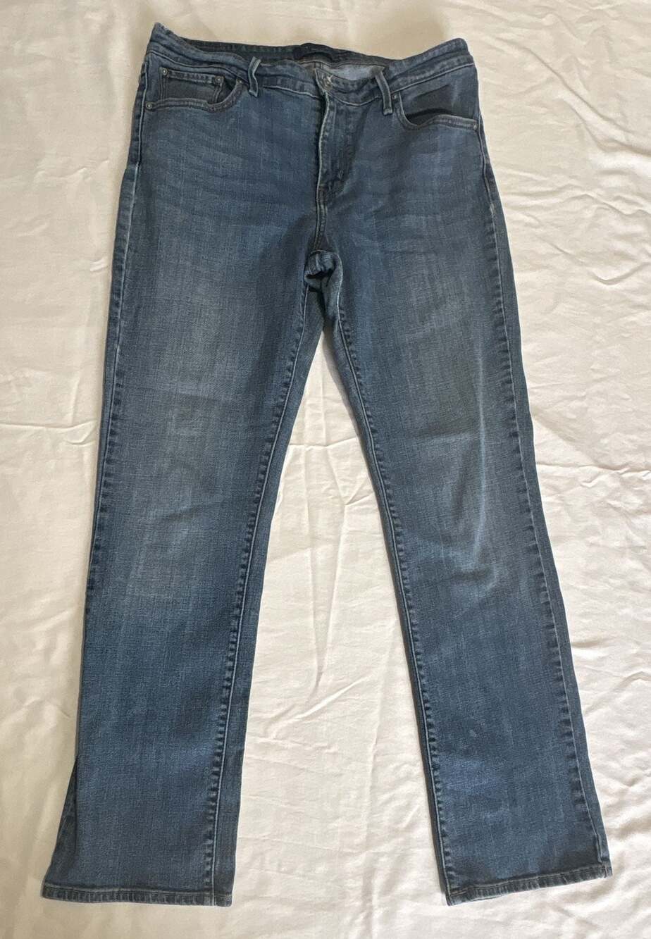 Levi's Demi Curve Classic Straight Leg Blue Jeans Women's Size 12/31
